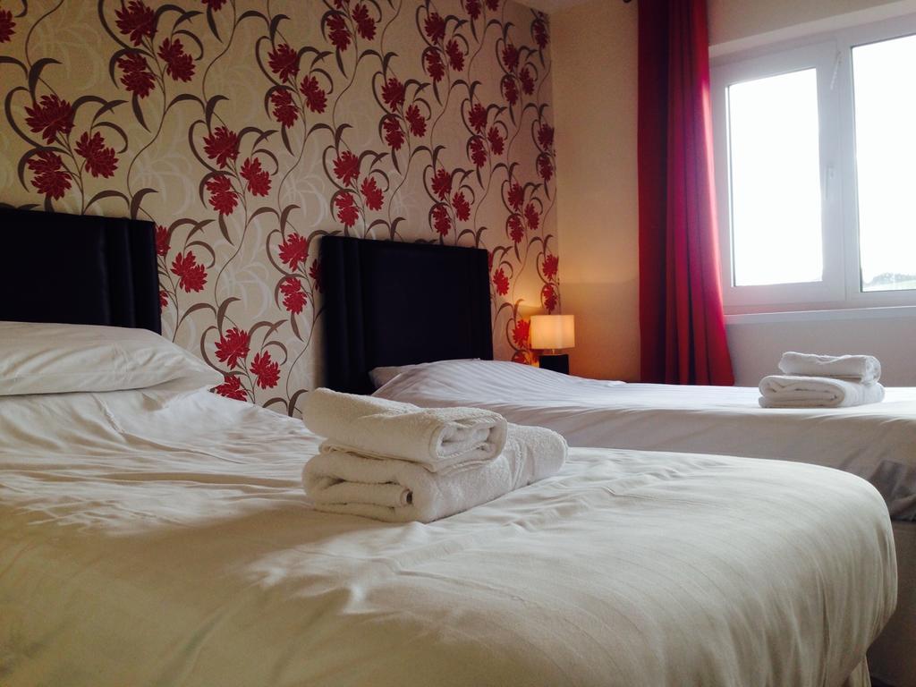 Motel The Cardinals Hatt Ltd Saltash Zimmer foto